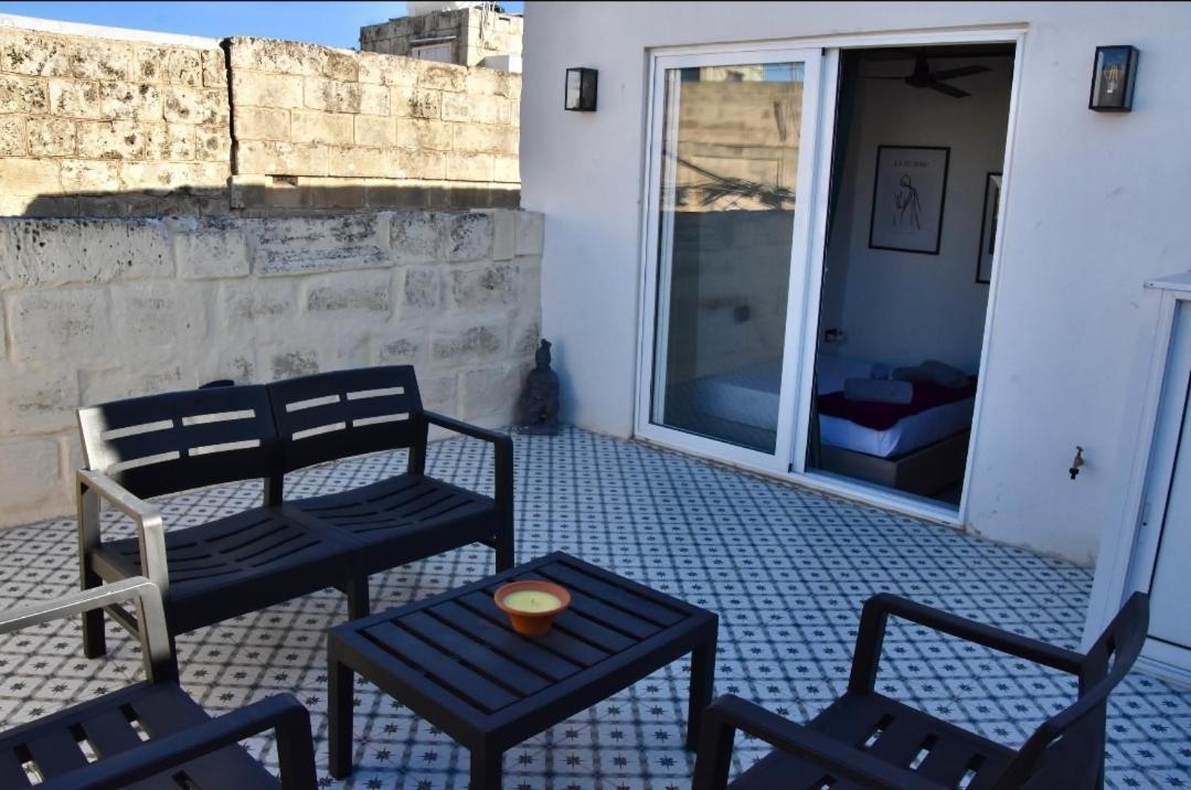 Apartamento Chic Penthouse Industrial-Style Mosta Exterior foto