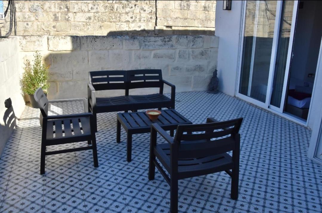 Apartamento Chic Penthouse Industrial-Style Mosta Exterior foto